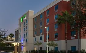 Holiday Inn Express in ft Lauderdale